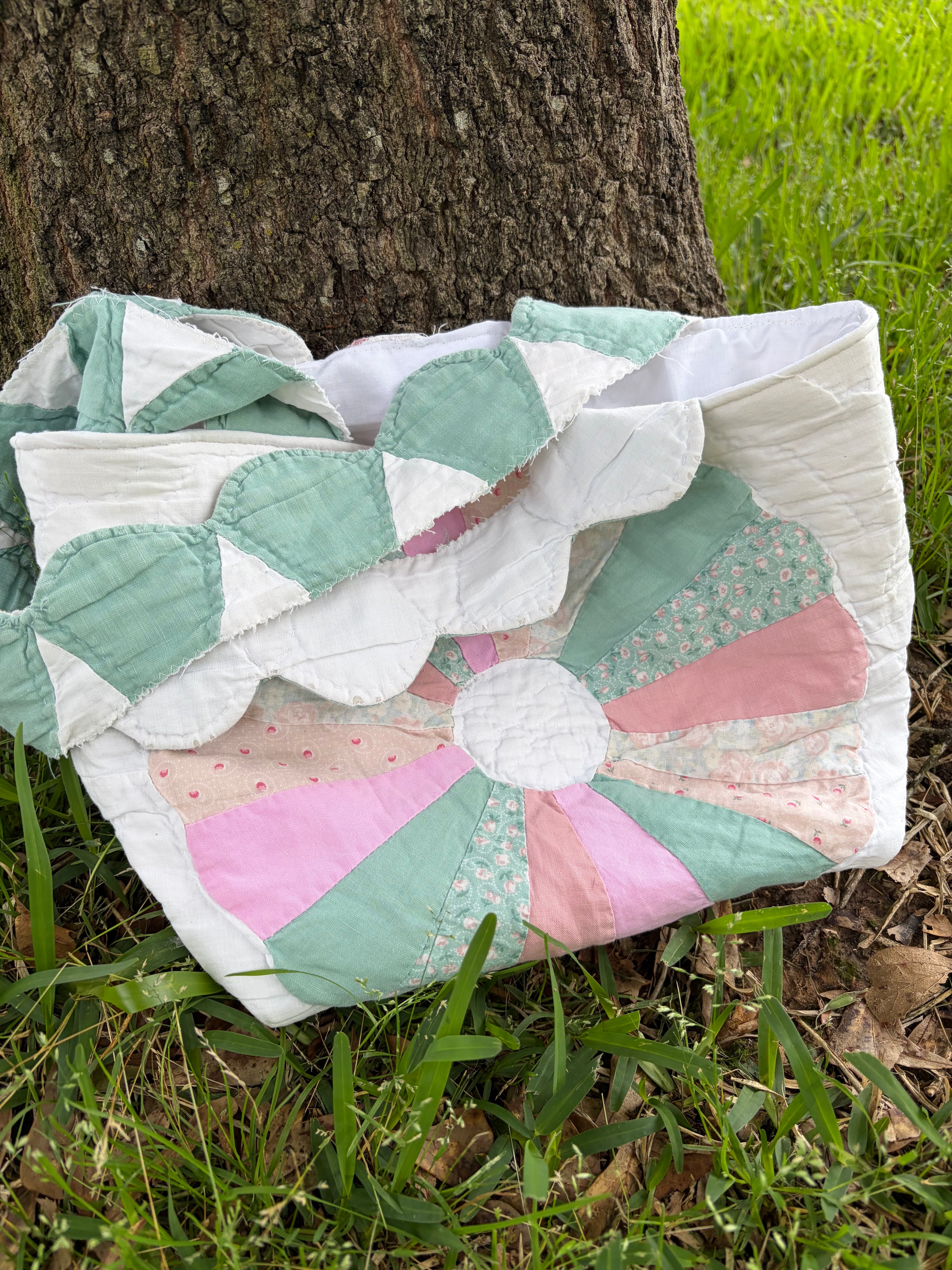 Quilted boxy tote bag